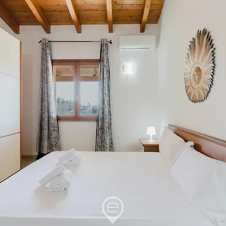 Estay - Mauri's House - Aircon - Wifi - Veranda Oristano
