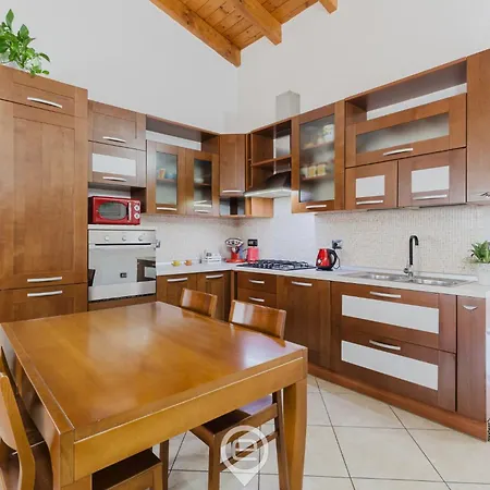 Mauri's House דירה אוריסטאנו